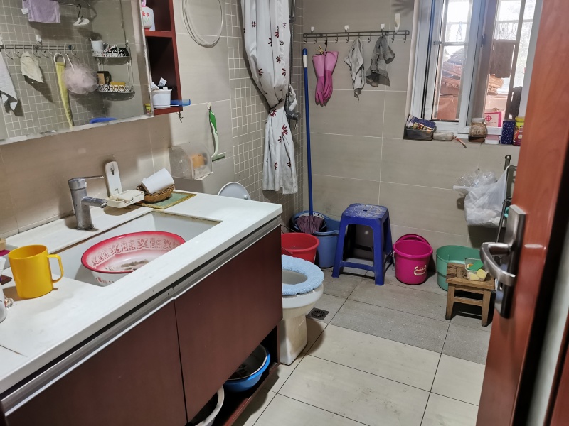 8室3廳3陽(yáng)臺(tái) 陽(yáng)光海岸清水灣別墅衛(wèi)生間