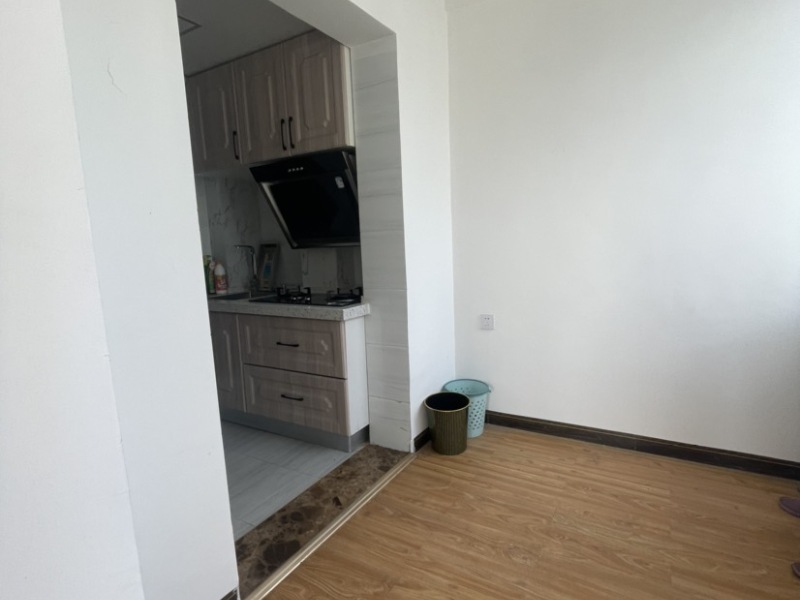 1室2廳1陽(yáng)臺(tái) 白塔路188號(hào)院廚房