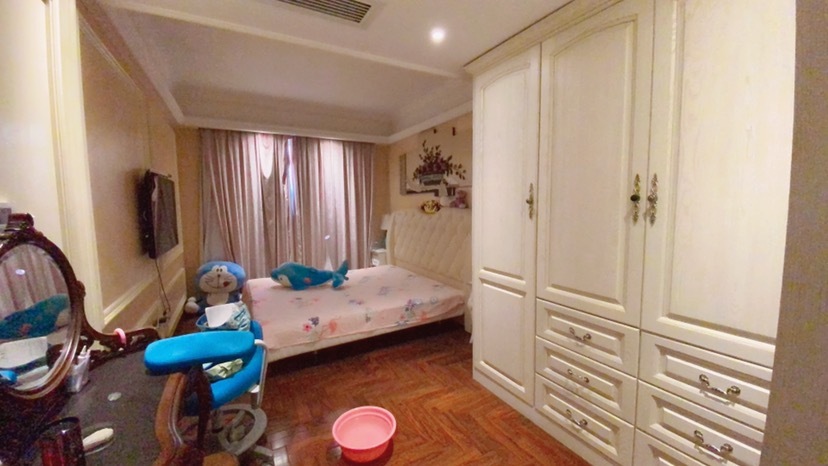 4室2廳2陽臺(tái) 紅星國際檀宮臥室