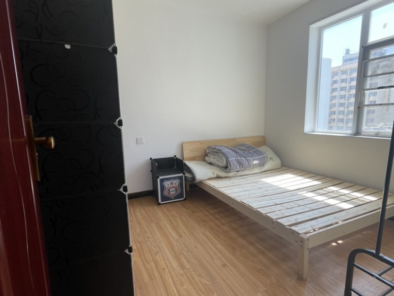 1室2廳1陽(yáng)臺(tái) 白塔路188號(hào)院臥室