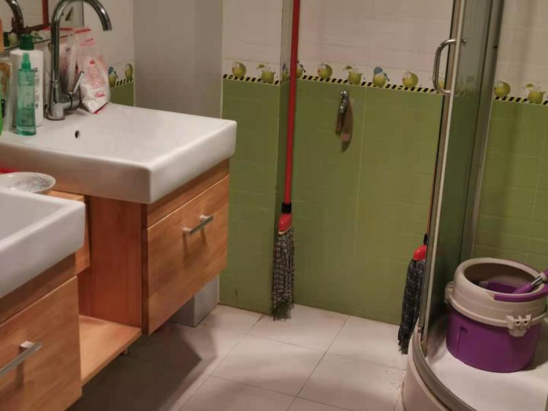 3室2廳2陽臺 世紀城玉春苑客廳