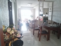 2室2廳1陽臺(tái) 華飛名盛世界客廳