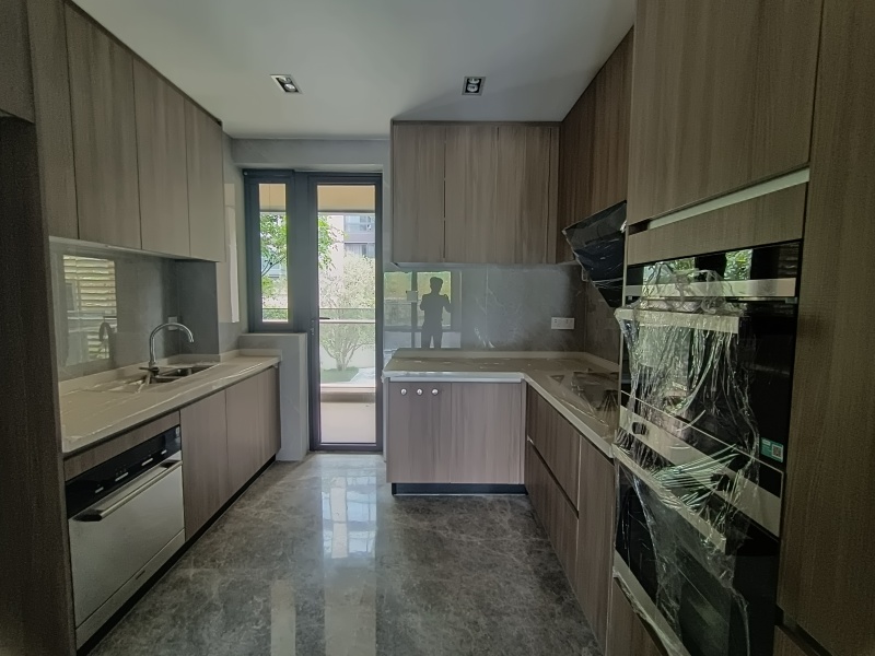 4室2廳2陽臺 華夏四季一期廚房