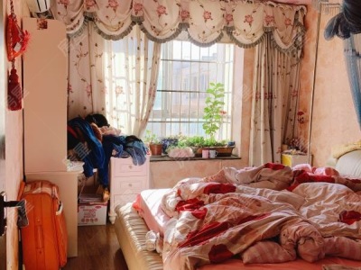 3室2廳1陽臺 黑林鋪云汽大禮堂