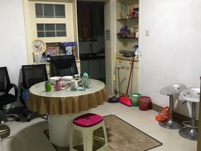 3室2廳1陽臺(tái) 美麗家園