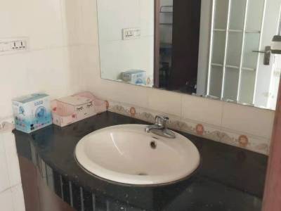 3室2廳1陽(yáng)臺(tái) 云波六社小區(qū)