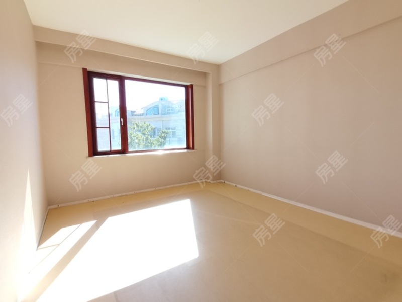 5室3廳2陽臺(tái) 海韻楓丹別墅臥室