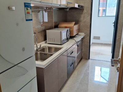 3室2廳1陽(yáng)臺(tái) 海倫堡中央廣場(chǎng)