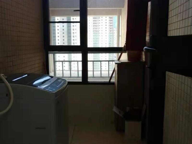 3室2廳2陽臺 蘭亭上錦二期陽臺