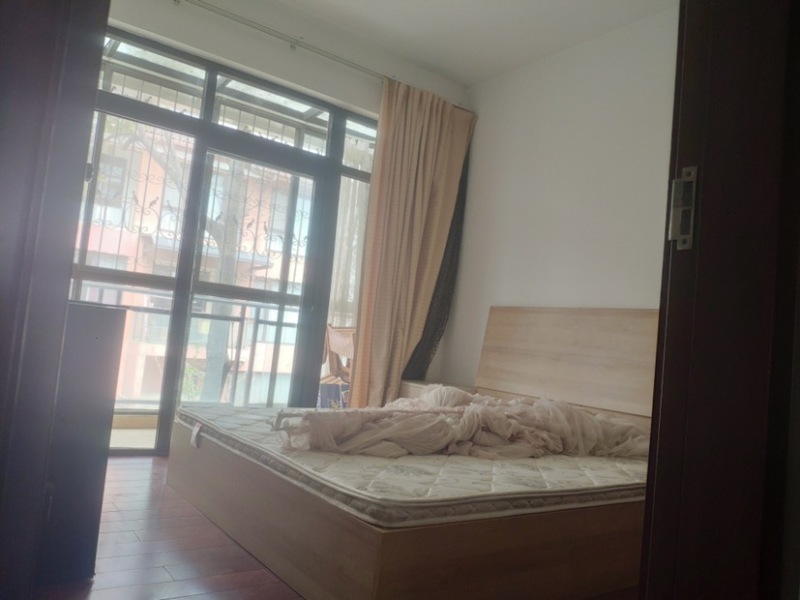 5室3廳3陽臺(tái) 滇池溪谷別墅臥室