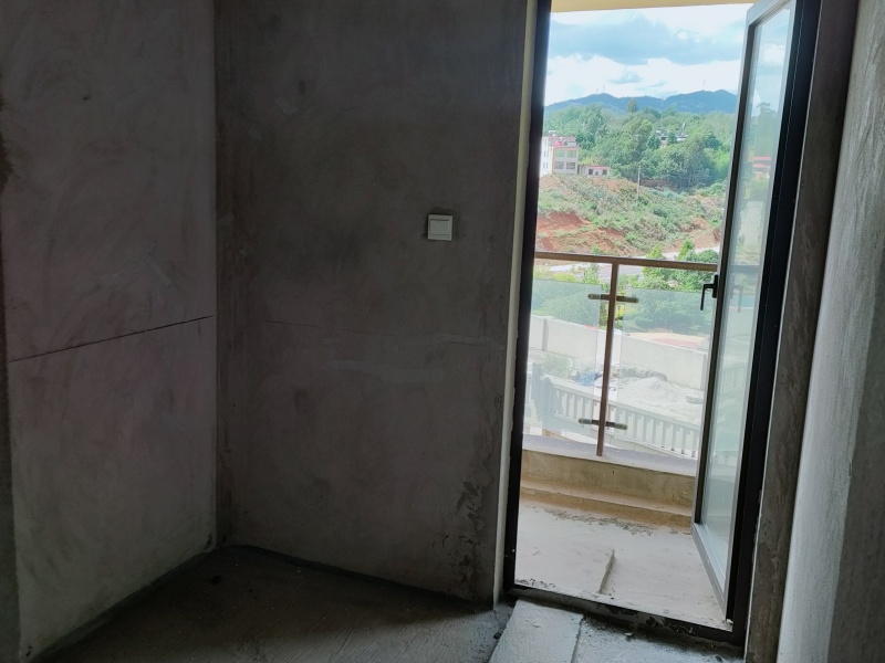 4室2廳2陽(yáng)臺(tái) 昆明湖中壩14號(hào)地塊臻園B區(qū)臥室