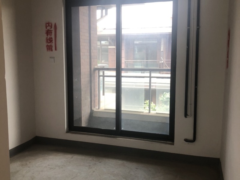 5室3廳3陽臺 昆明恒大云璽別墅書房