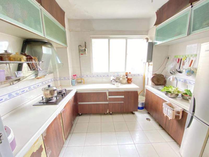 6室2廳3陽(yáng)臺(tái) 金玉緣廚房