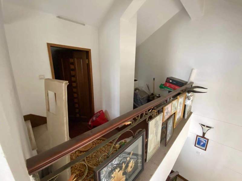 6室2廳3陽(yáng)臺(tái) 金玉緣其他