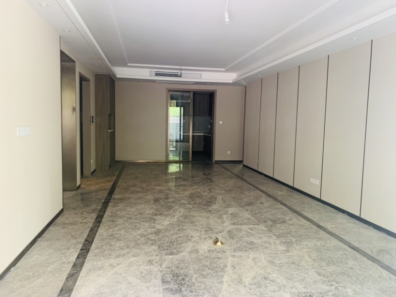 4室2廳 華夏四季一期客廳