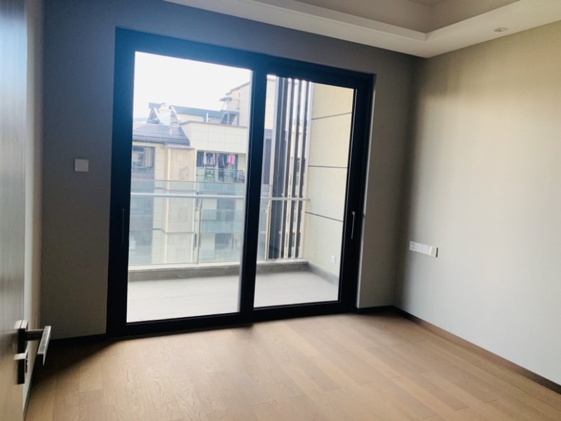 4室2廳 華夏四季一期臥室