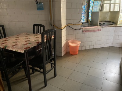 2室2廳1陽臺 白馬小區(qū)