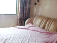 3室2廳2陽(yáng)臺(tái) 銀海領(lǐng)域客廳