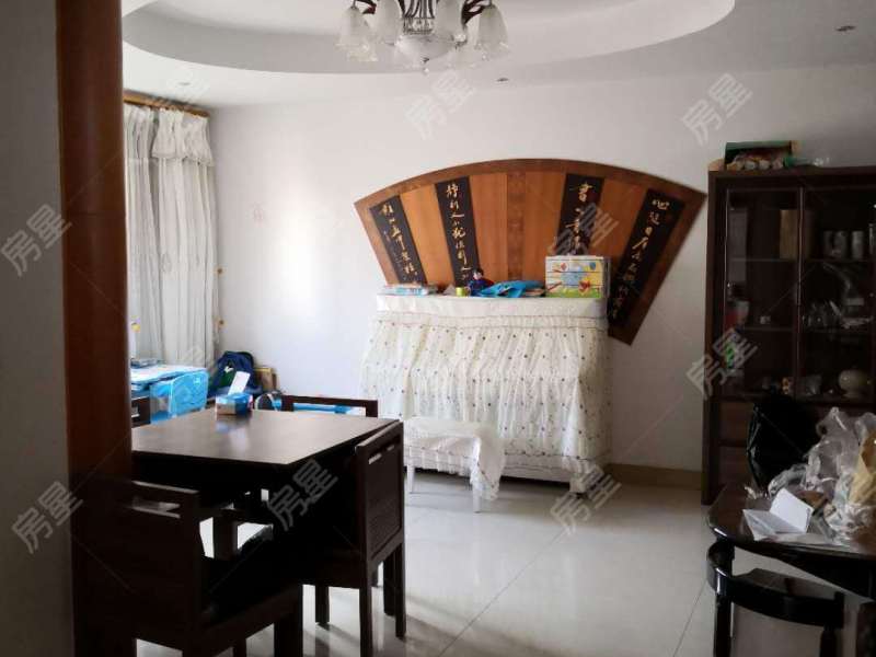 5室2廳3陽臺 江東鳴翠園西區(qū)餐廳