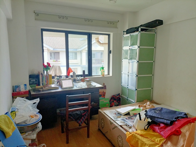 4室2廳1陽臺 西秀園臥室