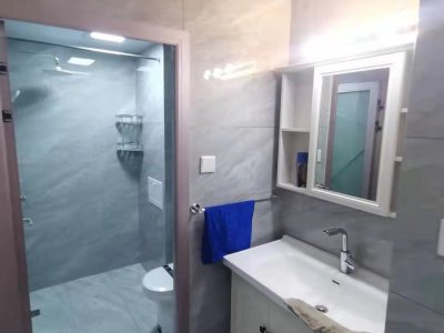 3室2廳2陽(yáng)臺(tái) 潤(rùn)城八區(qū)