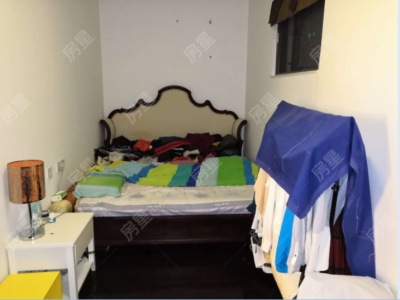 5室2廳2陽臺 新亞洲星云園臥室