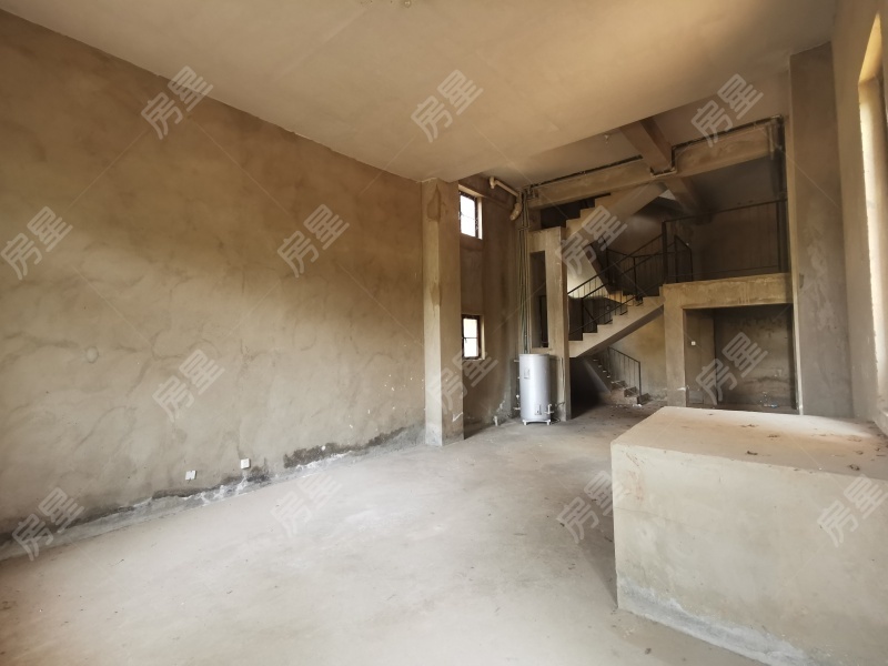 5室3廳3陽(yáng)臺(tái) 滇池衛(wèi)城悅湖郡別墅其他