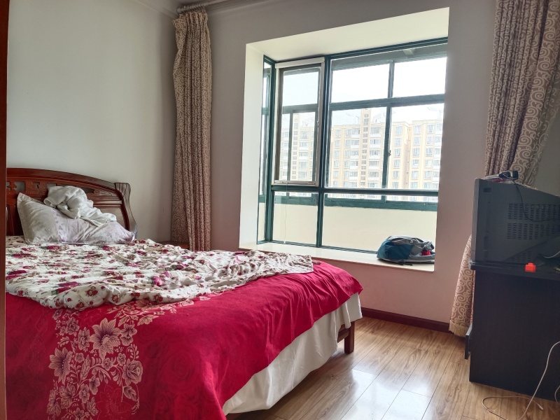 4室2廳2陽臺 滇池嶺秀二期臥室