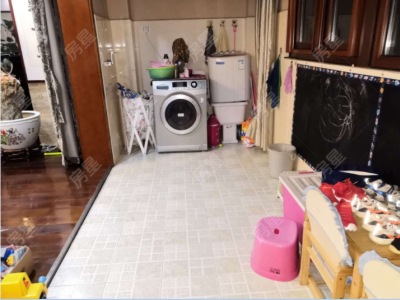 5室2廳2陽臺 新亞洲星云園陽臺