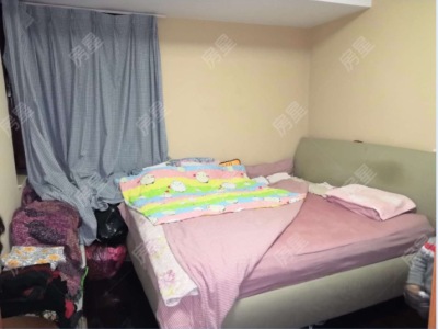 5室2廳2陽臺 新亞洲星云園臥室