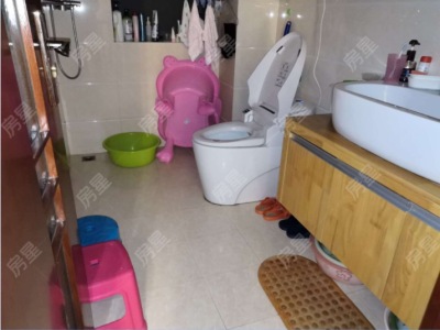 5室2廳2陽臺 新亞洲星云園衛(wèi)生間