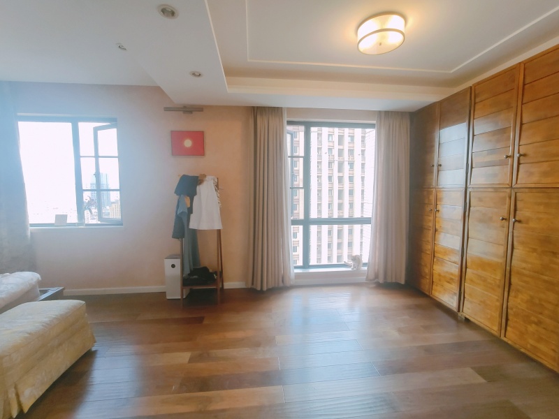 3室2廳1陽臺 濱江俊園香儂組團書房