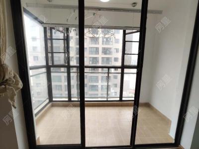 6室1廳1陽(yáng)臺(tái) 廣福城和福園客廳