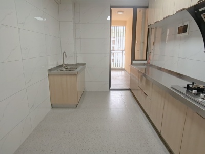 4室2廳3陽(yáng)臺(tái) 西城林語(yǔ)小區(qū)