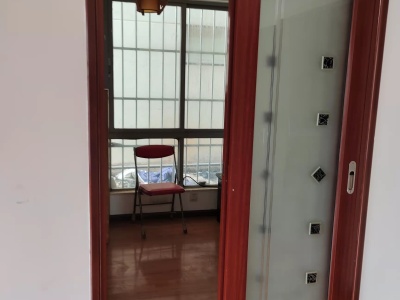 1室1廳1陽(yáng)臺(tái) 上海沙龍