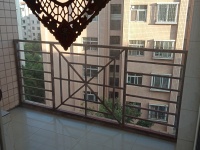 5室2廳1陽(yáng)臺(tái) 凱苑小區(qū)陽(yáng)臺(tái)