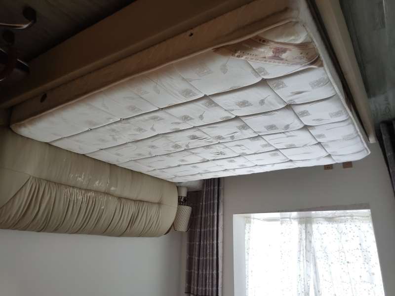 2室2廳 萬?；▓@客廳