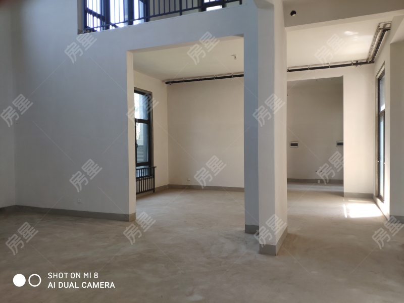 8室3廳4陽臺 華夏御府天璟灣別墅餐廳