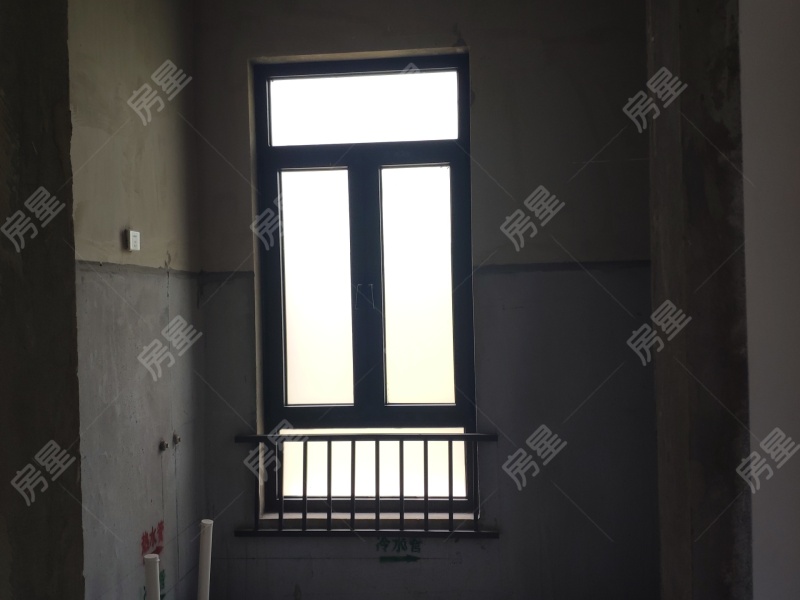 8室3廳4陽臺 華夏御府天璟灣別墅衛(wèi)生間