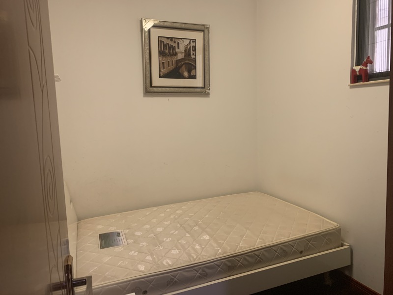 5室2廳2陽臺 新亞洲星云園臥室