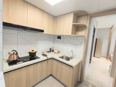 3室2廳1陽(yáng)臺(tái) 荷葉馨園