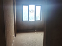 5室2廳2陽臺 平和花園客廳