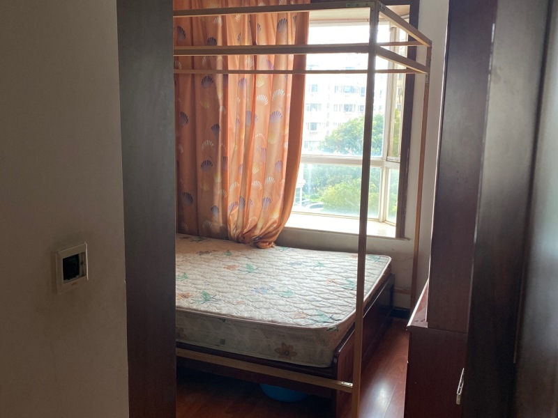 江东丽景园北苑卧室