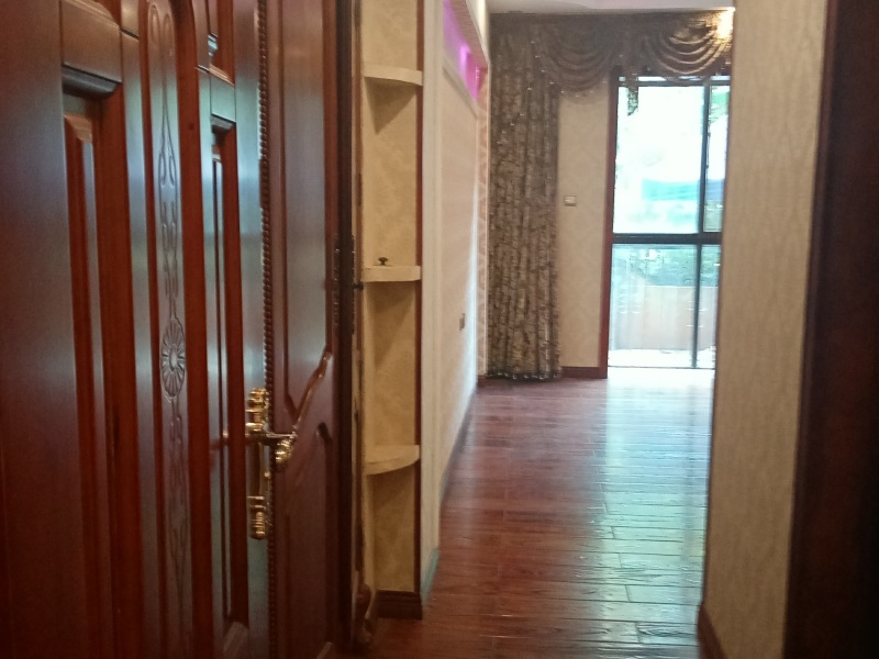 5室2廳2陽(yáng)臺(tái) 奧宸橙郡一期臥室