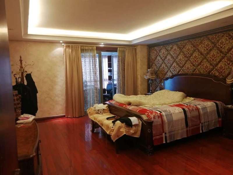 5室2廳3陽臺 順城公寓臥室