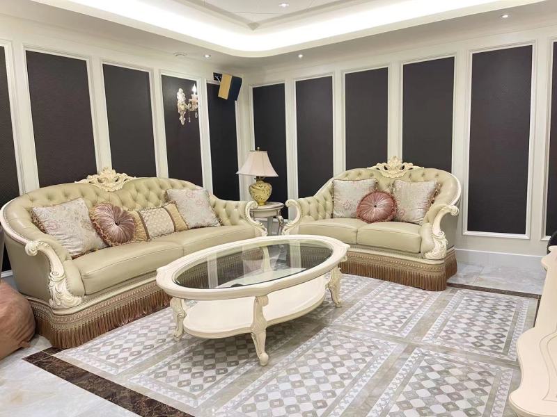 6室2廳3陽臺(tái) 紅星國際檀宮客廳