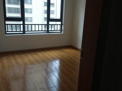 3室1廳1陽(yáng)臺(tái) 紅星天鉑