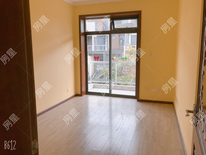 4室2廳3陽臺 滇池衛(wèi)城紫園別墅臥室