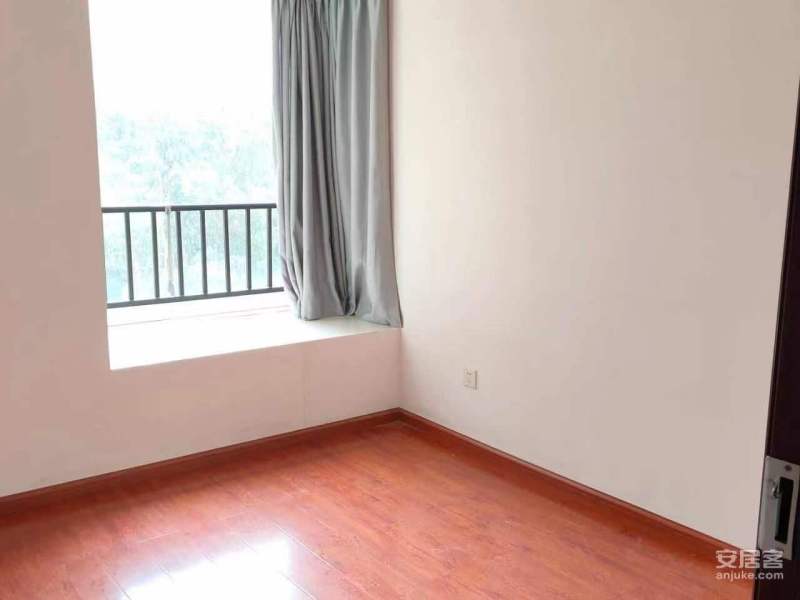 4室2廳2陽(yáng)臺(tái) 清水佳湖雅居書(shū)房