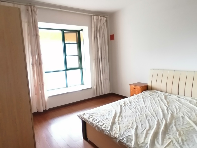 4室2廳2陽臺 滇池嶺秀二期臥室